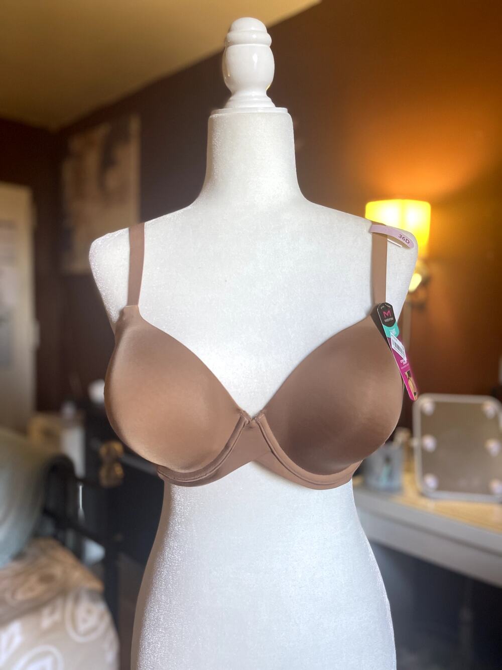 MAIDENFORM (NUDE) T-SHIRT BRA| BRAND NEW WITH TAGS-SUPER COMFY